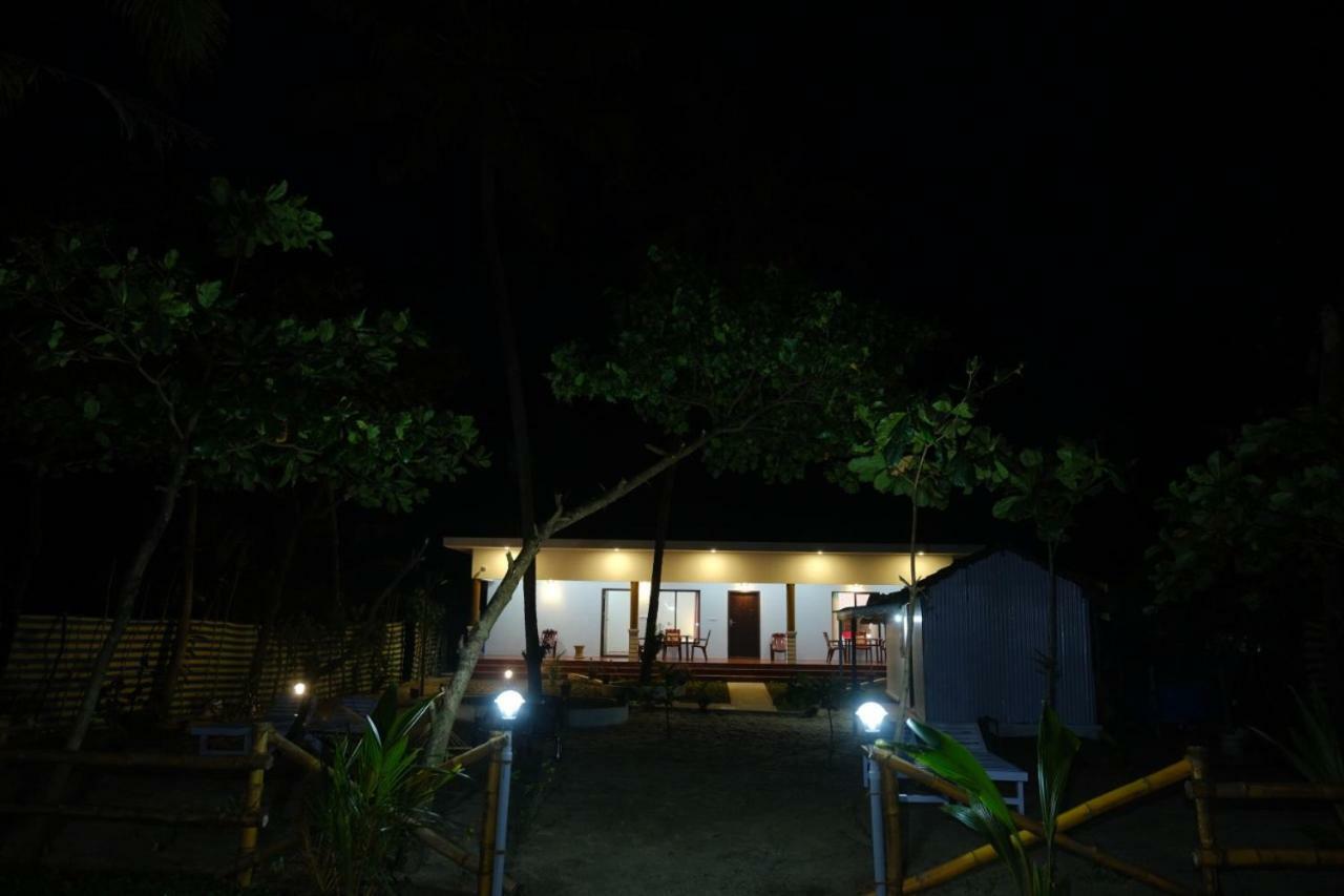 Marari Phoenix Beach Homestay Mararikulam Exterior photo